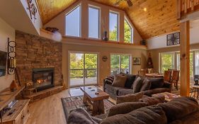 4 Bears Lodge